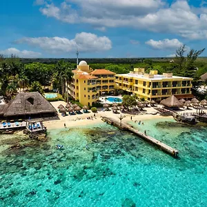 https://playa-azul-golf-scuba-and-spa.allrivieramayahotels.com